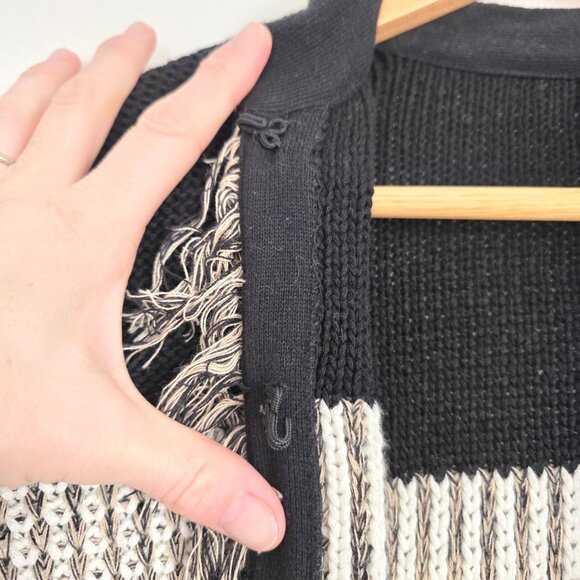 Chico's Black and White Geometric Knit Cardigan Fringe Sweater Jacket - Picture 8 of 12